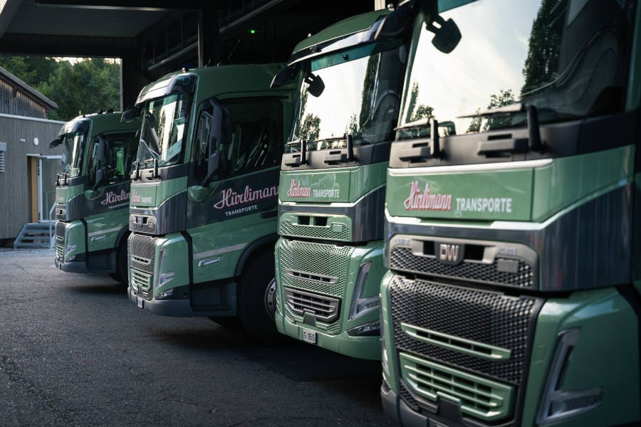 Firmenwagen LKW-Beschriftung - Hürlimann Transporte